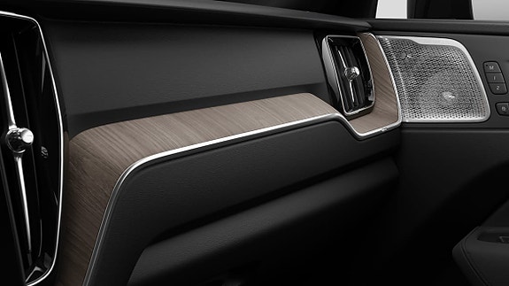 Volvo XC60 7 of 8