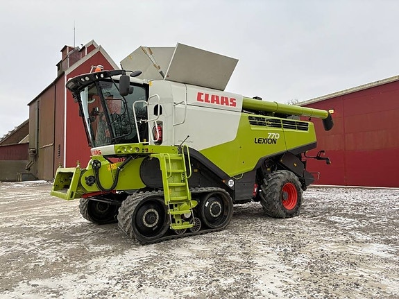 CLAAS Lexion 770 TerraTrac 3 of 5