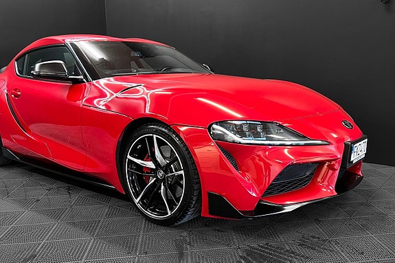 Toyota Supra 2 of 5