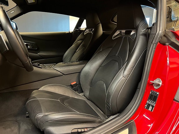 Toyota Supra 17 of 25