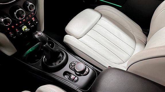 MINI Countryman Cooper SE 18 of 22