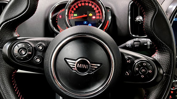 MINI Countryman Cooper SE 19 of 22