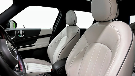 MINI Countryman Cooper SE 8 of 22