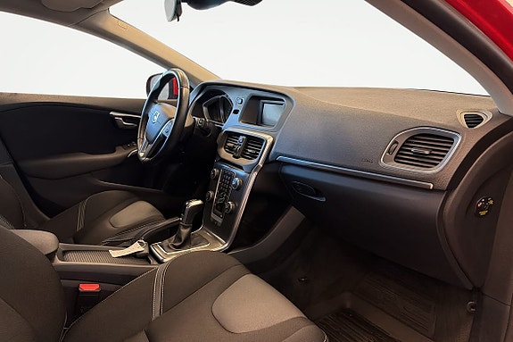 Volvo V40 9 of 12