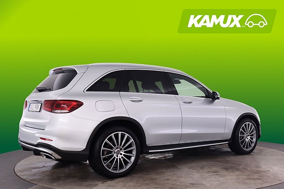 Mercedes-Benz GLC220 d 2 of 26