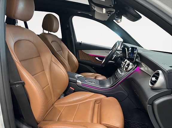 Mercedes-Benz GLC220 d 16 of 26