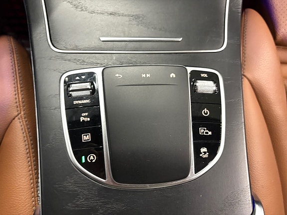 Mercedes-Benz GLC220 d 26 of 26