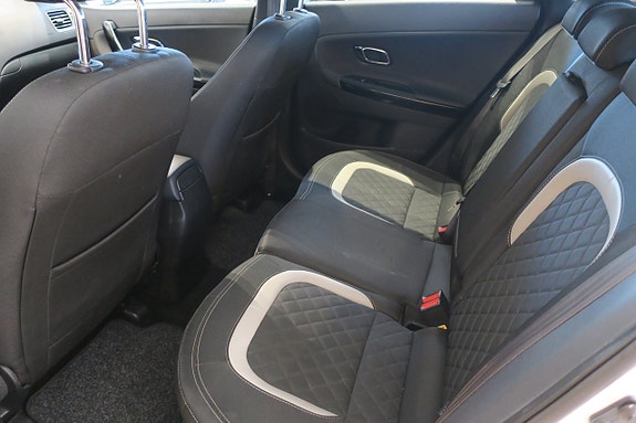 Kia Ceed 7 of 12