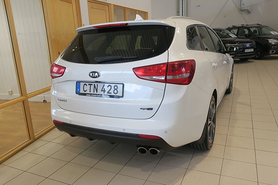 Kia Ceed 4 of 5