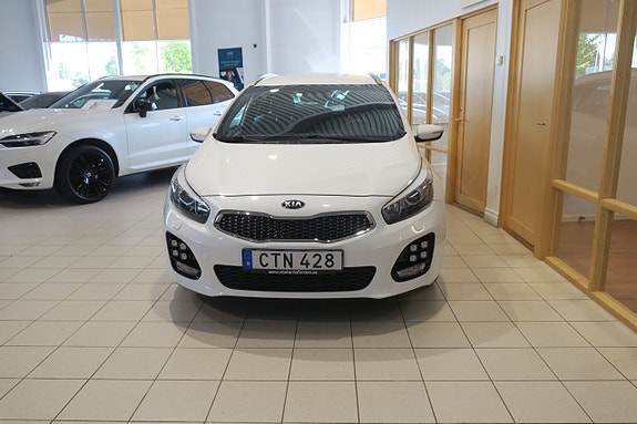 Kia Ceed 3 of 5