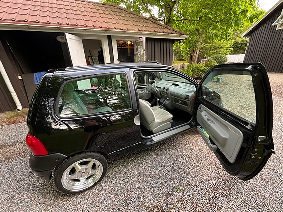 Renault Twingo 7 of 10