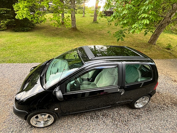 Renault Twingo 5 of 10