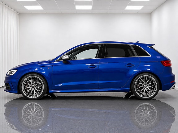Audi S3 2 of 7