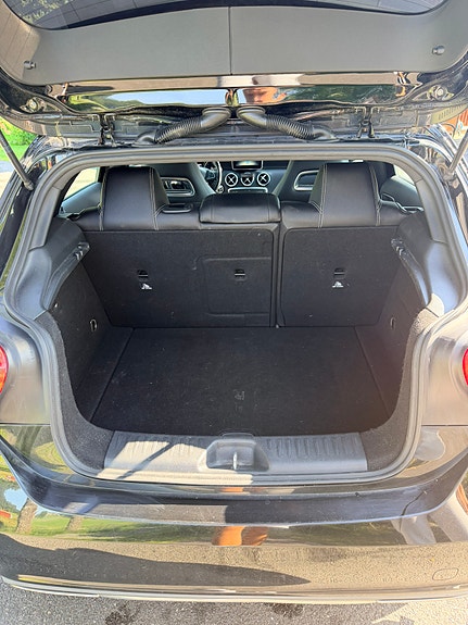 Mercedes-Benz A200 d 5 of 5