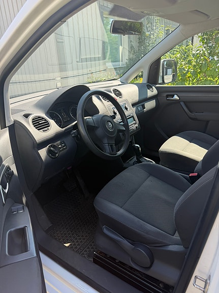Volkswagen Caddy 4 of 5