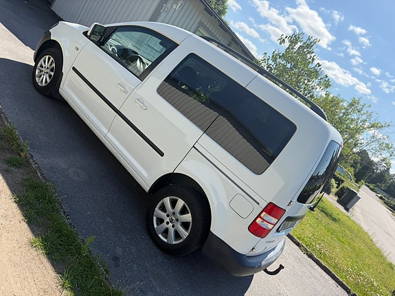Volkswagen Caddy 2 of 5