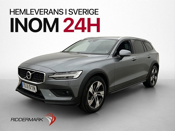 Volvo V60 Cross Country 3 of 5