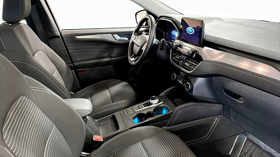 Ford Kuga 3 of 9