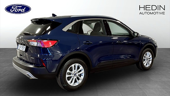 Ford Kuga 2 of 9