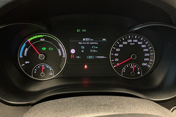 Kia Optima 13 of 23