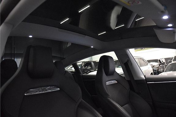 Tesla Model 3 13 of 24