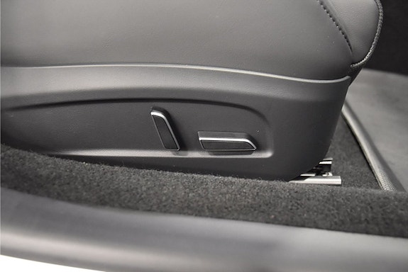 Tesla Model 3 15 of 24