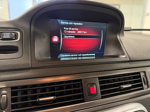 Volvo XC70 17 of 17