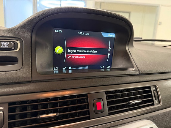 Volvo XC70 16 of 17