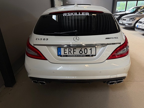 Mercedes-Benz CLS63 5 of 5