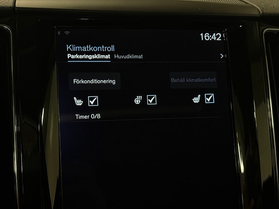 Volvo XC60 19 of 24