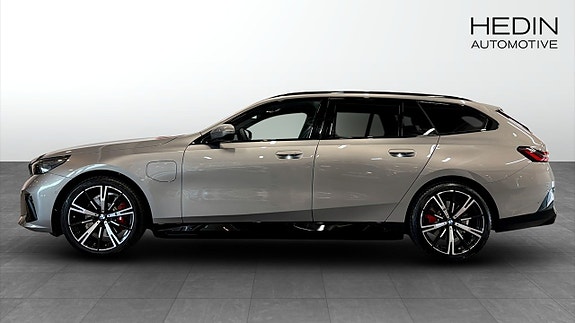 BMW 530e 6 of 14
