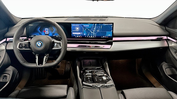 BMW 530e 4 of 14