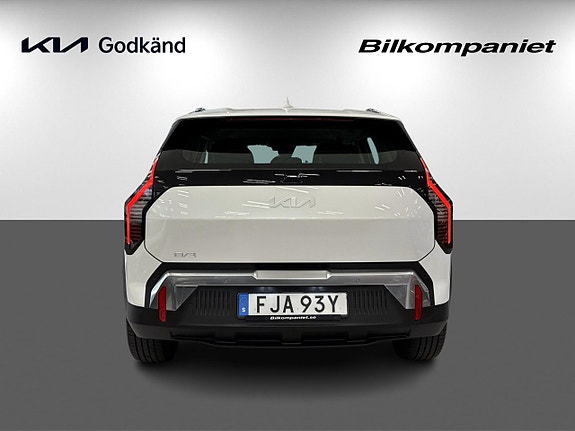 Kia EV3 5 of 5