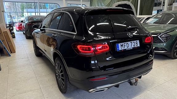 Mercedes-Benz GLC300 e 5 of 5