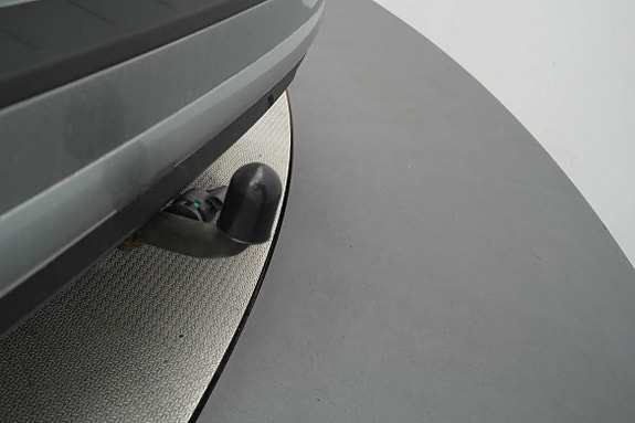 Volvo V70 22 of 26