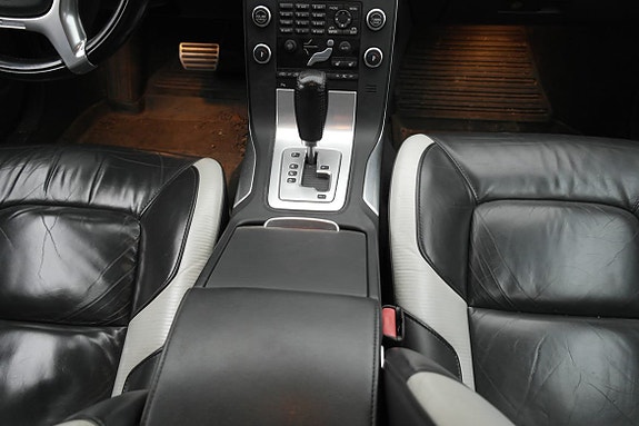 Volvo V70 9 of 26