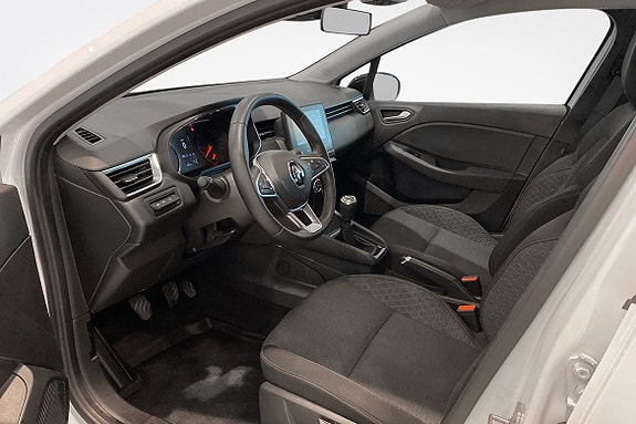 Renault Clio 6 of 10
