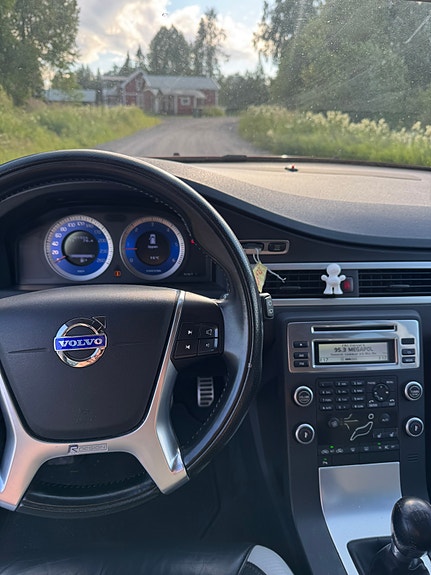 Volvo V70 11 of 11