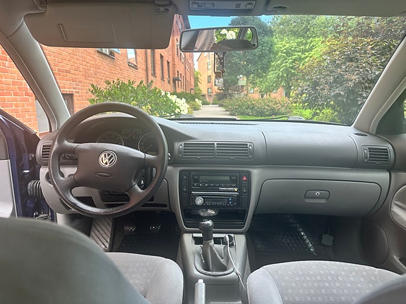 Volkswagen Passat 5 of 5