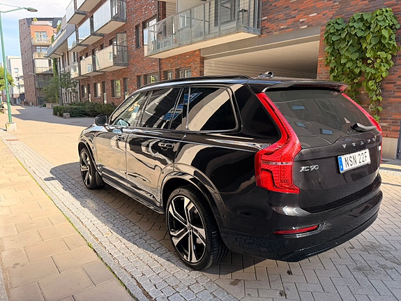 Volvo XC90 4 of 5
