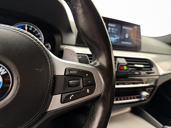 BMW 530e 19 of 30