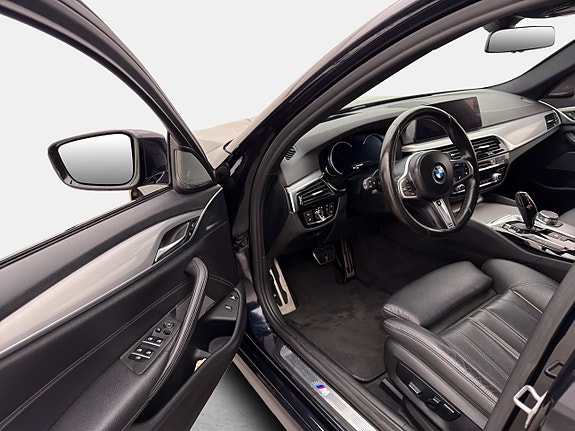 BMW 530e 11 of 30