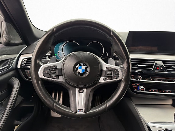 BMW 530e 14 of 30