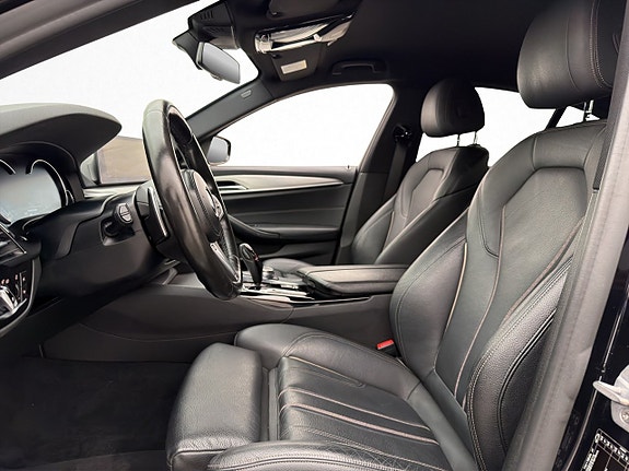 BMW 530e 12 of 30