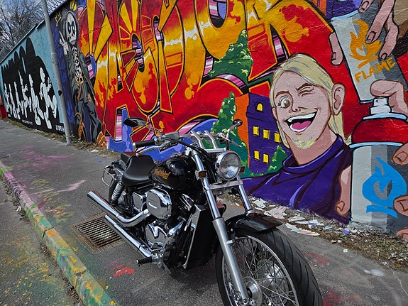 Honda VT750DC Black widow 5 of 5