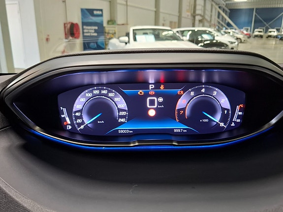 Peugeot 5008 18 of 30
