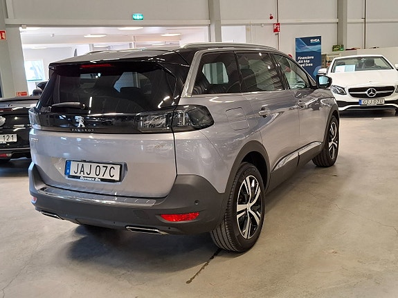 Peugeot 5008 3 of 30