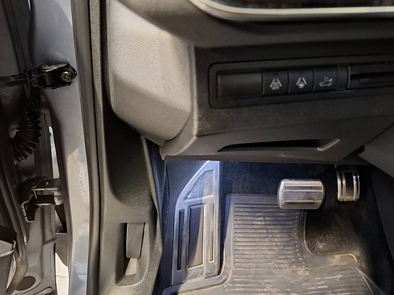 Peugeot 5008 16 of 30