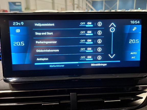 Peugeot 5008 26 of 30