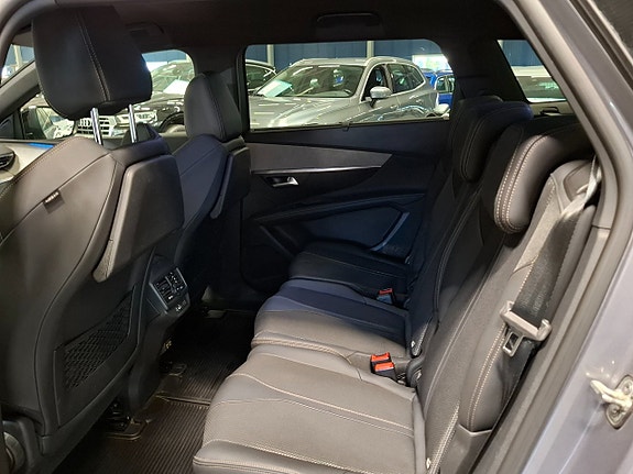 Peugeot 5008 30 of 30